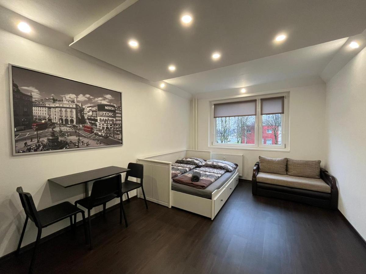 Apartment Charkovska Карловы Вары Экстерьер фото